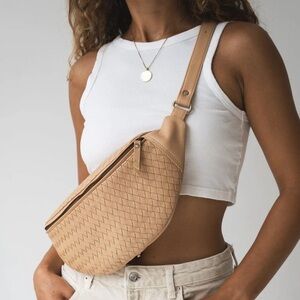 Mandrn Altas Woven Leather Crossbody Fanny Pack in Sand